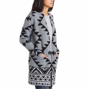 Frye Ladies Patterned Jacquard Cardigan Medium NWT